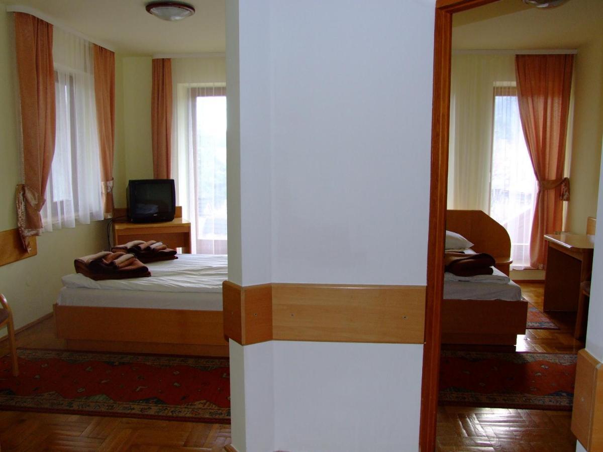 Dom Wypoczynkowy Jadzia Zakopane Bagian luar foto